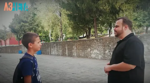 Изображение към „Никола Райков: Съвсем скоро ще излезе настолна игра по „Добросъците““ — Аз чета.